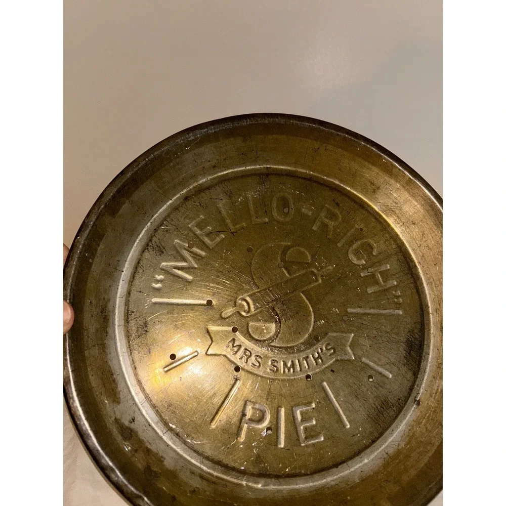 Vintage Mrs Smiths Mello-Rich Pie Tin Metal Embossed Baking Pan 9 Inch